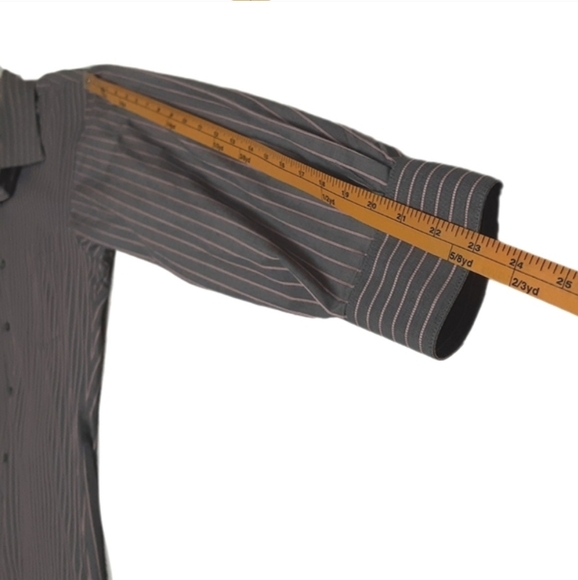 Van Heusen Button Up Fitted Shirt Mens Large - Picture 13 of 13